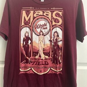 Bookish Graphic T-Shirt